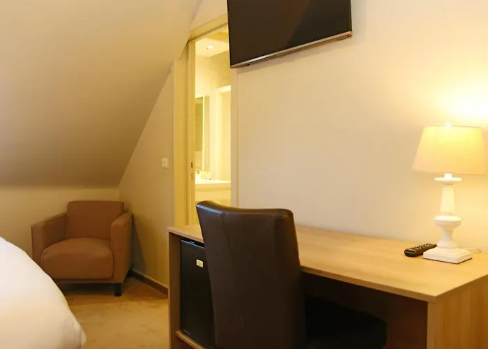 Les Dunes Отель Де-Хаан